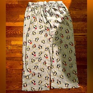 CUTE penguin pajama pants!